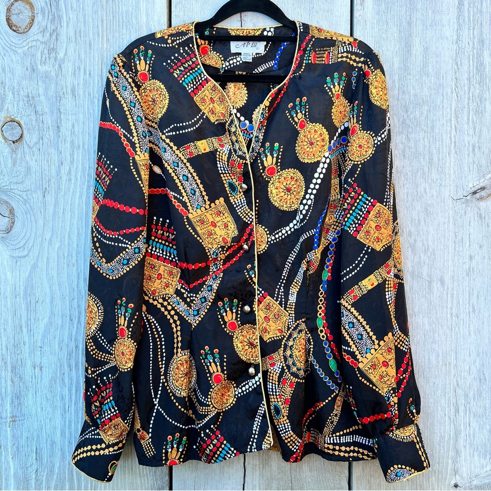 Vintage silky long sleeve v-neck gold piping trim button down patterned blouse